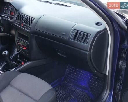 Фольксваген Гольф, объемом двигателя 1.6 л и пробегом 307 тыс. км за 3999 $, фото 12 на Automoto.ua