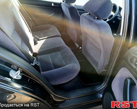 Фольксваген Гольф, объемом двигателя 1.6 л и пробегом 267 тыс. км за 5499 $, фото 5 на Automoto.ua