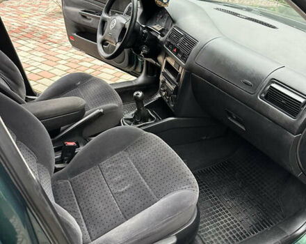 Фольксваген Гольф, объемом двигателя 1.4 л и пробегом 275 тыс. км за 4199 $, фото 12 на Automoto.ua