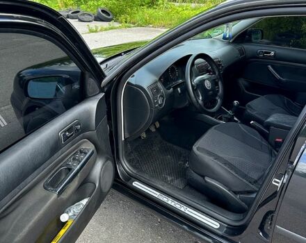 Фольксваген Гольф, объемом двигателя 1.6 л и пробегом 239 тыс. км за 4399 $, фото 5 на Automoto.ua