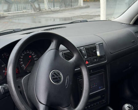 Фольксваген Гольф, объемом двигателя 1.39 л и пробегом 200 тыс. км за 4700 $, фото 7 на Automoto.ua