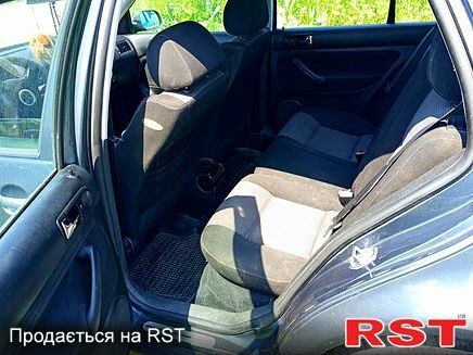 Фольксваген Гольф, объемом двигателя 1.9 л и пробегом 272 тыс. км за 3500 $, фото 3 на Automoto.ua