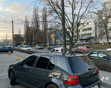 Фольксваген Гольф, объемом двигателя 1.39 л и пробегом 281 тыс. км за 3500 $, фото 2 на Automoto.ua