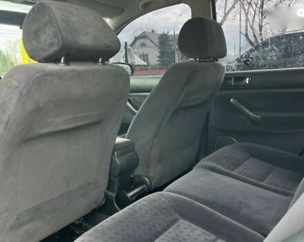 Фольксваген Гольф, объемом двигателя 1.6 л и пробегом 287 тыс. км за 4500 $, фото 17 на Automoto.ua