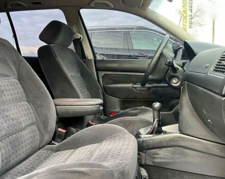 Фольксваген Гольф, объемом двигателя 1.6 л и пробегом 287 тыс. км за 4500 $, фото 19 на Automoto.ua