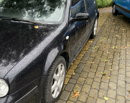 Фольксваген Гольф, объемом двигателя 1.6 л и пробегом 285 тыс. км за 3800 $, фото 1 на Automoto.ua