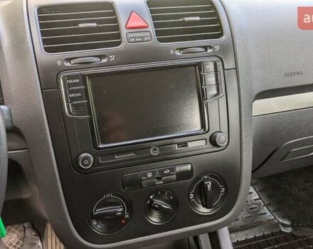 Фольксваген Гольф, объемом двигателя 1.6 л и пробегом 195 тыс. км за 4500 $, фото 11 на Automoto.ua