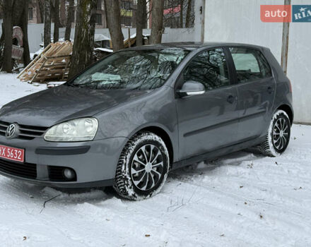 Фольксваген Гольф, объемом двигателя 1.6 л и пробегом 214 тыс. км за 4300 $, фото 1 на Automoto.ua