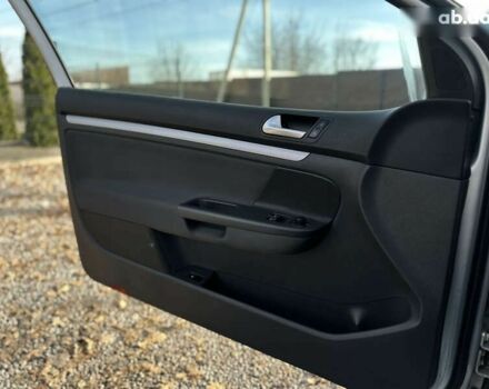 Фольксваген Гольф, объемом двигателя 1.6 л и пробегом 235 тыс. км за 5100 $, фото 23 на Automoto.ua