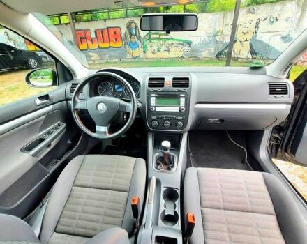 Фольксваген Гольф, объемом двигателя 1.6 л и пробегом 82 тыс. км за 6700 $, фото 6 на Automoto.ua