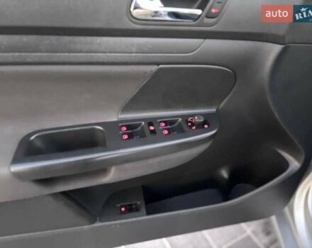 Фольксваген Гольф, объемом двигателя 1.6 л и пробегом 201 тыс. км за 6499 $, фото 13 на Automoto.ua