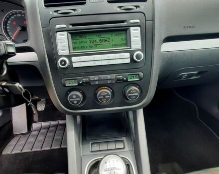 Фольксваген Гольф, объемом двигателя 1.6 л и пробегом 82 тыс. км за 6700 $, фото 5 на Automoto.ua