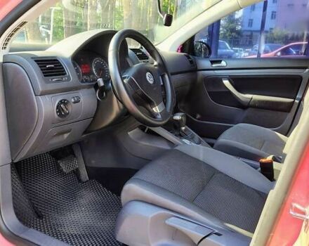 Фольксваген Гольф, объемом двигателя 1.6 л и пробегом 334 тыс. км за 5299 $, фото 9 на Automoto.ua