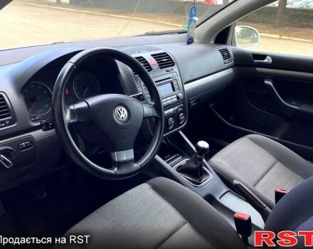 Фольксваген Гольф, объемом двигателя 1.6 л и пробегом 223 тыс. км за 5900 $, фото 4 на Automoto.ua