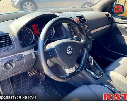Фольксваген Гольф, объемом двигателя 2 л и пробегом 201 тыс. км за 7800 $, фото 1 на Automoto.ua