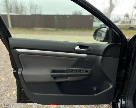 Фольксваген Гольф, объемом двигателя 1.6 л и пробегом 195 тыс. км за 6800 $, фото 18 на Automoto.ua