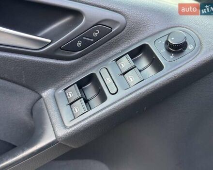 Фольксваген Гольф, объемом двигателя 1.6 л и пробегом 231 тыс. км за 7500 $, фото 14 на Automoto.ua