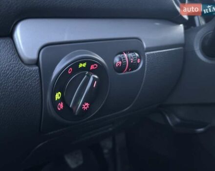 Фольксваген Гольф, объемом двигателя 1.6 л и пробегом 231 тыс. км за 7500 $, фото 37 на Automoto.ua