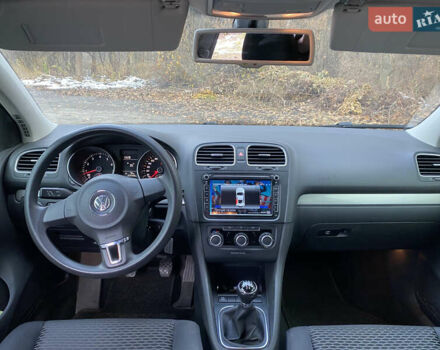 Фольксваген Гольф, объемом двигателя 1.4 л и пробегом 233 тыс. км за 8000 $, фото 7 на Automoto.ua