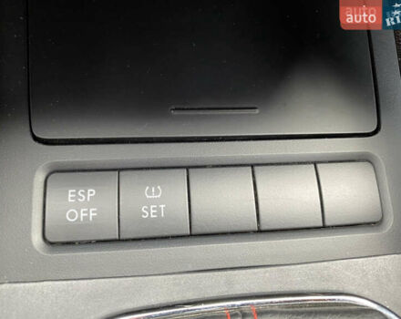 Фольксваген Гольф, объемом двигателя 1.39 л и пробегом 235 тыс. км за 7900 $, фото 9 на Automoto.ua