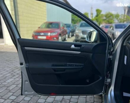 Фольксваген Гольф, объемом двигателя 1.6 л и пробегом 207 тыс. км за 9000 $, фото 7 на Automoto.ua