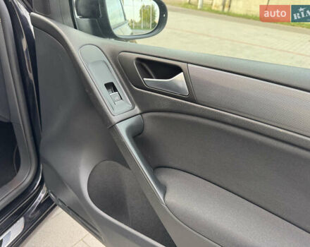 Фольксваген Гольф, объемом двигателя 1.39 л и пробегом 206 тыс. км за 9800 $, фото 43 на Automoto.ua