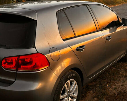 Фольксваген Гольф, объемом двигателя 1.6 л и пробегом 270 тыс. км за 8000 $, фото 4 на Automoto.ua