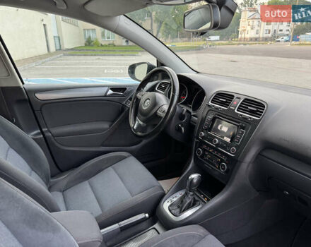 Фольксваген Гольф, объемом двигателя 1.39 л и пробегом 206 тыс. км за 9800 $, фото 4 на Automoto.ua