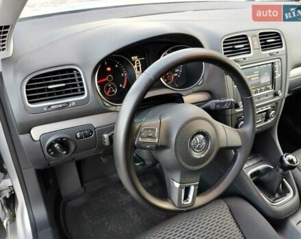 Фольксваген Гольф, об'ємом двигуна 1.6 л та пробігом 270 тис. км за 8800 $, фото 11 на Automoto.ua