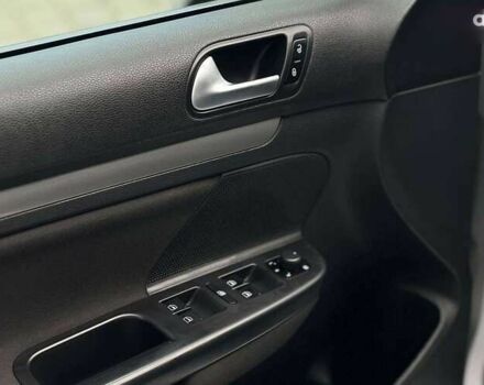 Фольксваген Гольф, объемом двигателя 1.6 л и пробегом 242 тыс. км за 7990 $, фото 7 на Automoto.ua