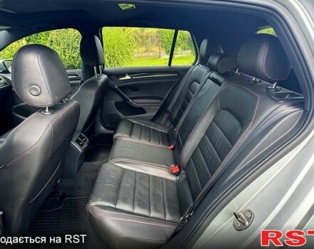 Фольксваген Гольф, объемом двигателя 2 л и пробегом 121 тыс. км за 5000 $, фото 3 на Automoto.ua