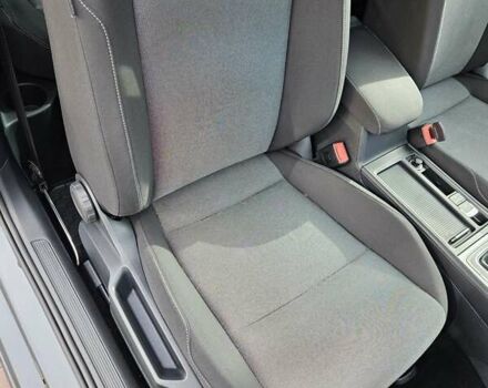 Фольксваген Гольф, объемом двигателя 1.6 л и пробегом 298 тыс. км за 10200 $, фото 9 на Automoto.ua