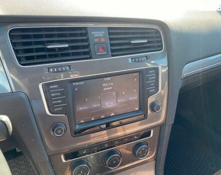 Фольксваген Гольф, объемом двигателя 1.8 л и пробегом 80 тыс. км за 15000 $, фото 15 на Automoto.ua