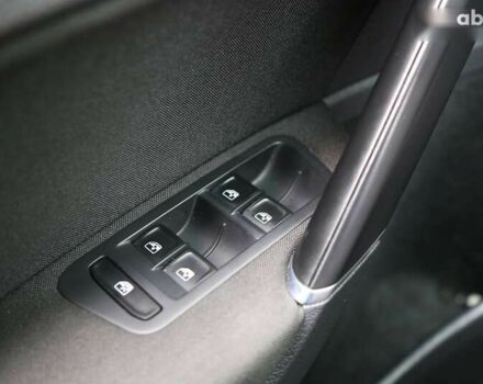 Фольксваген Гольф, объемом двигателя 1.8 л и пробегом 90 тыс. км за 12900 $, фото 19 на Automoto.ua