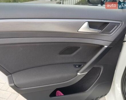 Фольксваген Гольф, объемом двигателя 0 л и пробегом 30 тыс. км за 17000 $, фото 17 на Automoto.ua