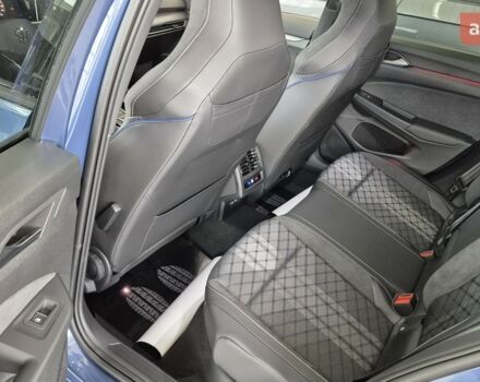 купить новое авто Фольксваген Гольф 2025 года от официального дилера Автодім Атлант на Вацлава Гавела Фольксваген фото