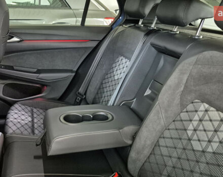 купить новое авто Фольксваген Гольф 2025 года от официального дилера Автодім Атлант на Вацлава Гавела Фольксваген фото