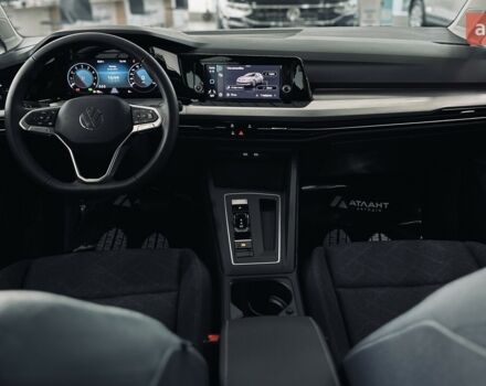 купити нове авто Фольксваген Гольф 2025 року від офіційного дилера Автодім Атлант на Вацлава Гавела Фольксваген фото
