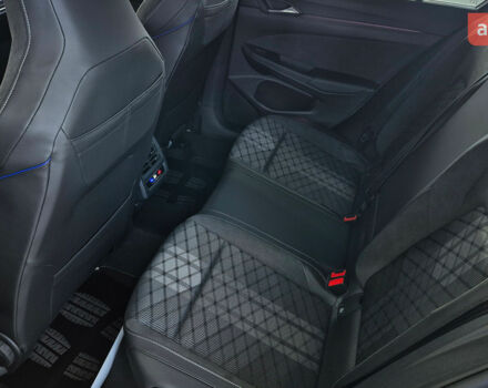 купить новое авто Фольксваген Гольф 2025 года от официального дилера Автодім Атлант на Вацлава Гавела Фольксваген фото