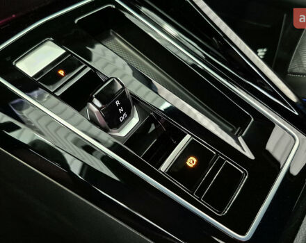 купить новое авто Фольксваген Гольф 2025 года от официального дилера Автодім Атлант на Вацлава Гавела Фольксваген фото