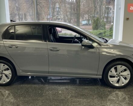 купить новое авто Фольксваген Гольф 2025 года от официального дилера Автодім Атлант на Вацлава Гавела Фольксваген фото