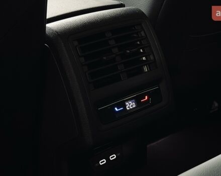 купить новое авто Фольксваген Гольф 2025 года от официального дилера Автодім Атлант на Вацлава Гавела Фольксваген фото