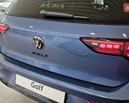 купить новое авто Фольксваген Гольф 2025 года от официального дилера Автодім Атлант на Вацлава Гавела Фольксваген фото