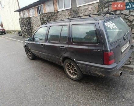 Фольксваген Гольф, объемом двигателя 1.6 л и пробегом 300 тыс. км за 2000 $, фото 2 на Automoto.ua