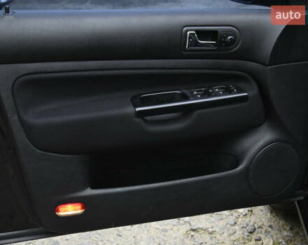 Фольксваген Гольф, объемом двигателя 1.6 л и пробегом 273 тыс. км за 4800 $, фото 13 на Automoto.ua