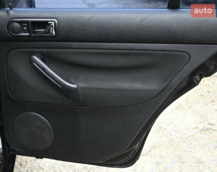 Фольксваген Гольф, объемом двигателя 1.6 л и пробегом 273 тыс. км за 4800 $, фото 23 на Automoto.ua