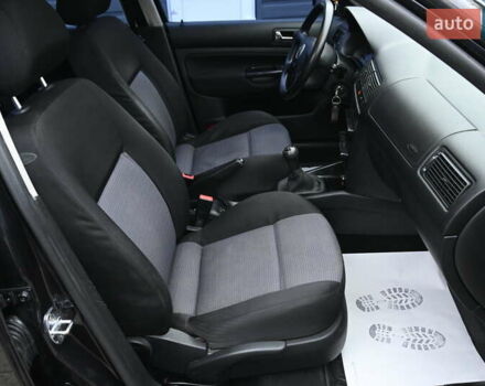 Фольксваген Гольф, объемом двигателя 1.6 л и пробегом 273 тыс. км за 4800 $, фото 30 на Automoto.ua