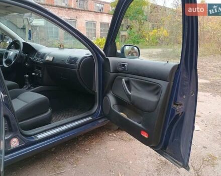 Фольксваген Гольф, объемом двигателя 1.6 л и пробегом 185 тыс. км за 5200 $, фото 5 на Automoto.ua