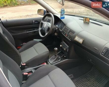 Фольксваген Гольф, объемом двигателя 1.6 л и пробегом 185 тыс. км за 5200 $, фото 3 на Automoto.ua