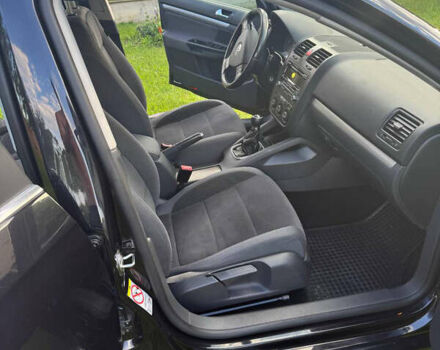 Фольксваген Гольф, объемом двигателя 1.97 л и пробегом 235 тыс. км за 6500 $, фото 5 на Automoto.ua